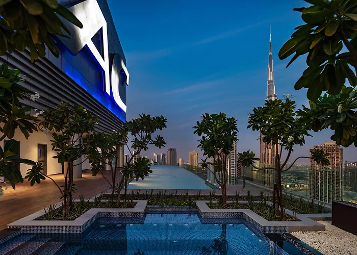 Paramount MidtownSpa Hotel